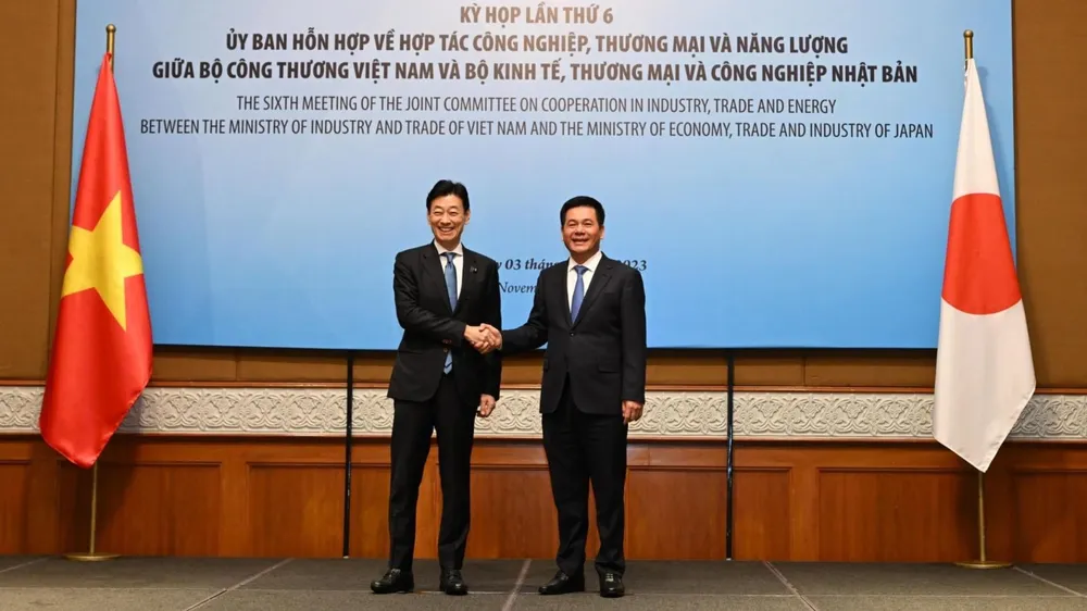 Lâm Đồng Tăng Cường Phát Triển Năng Lượng Tái Tạo Ven Biển 2 Lâm Đồng Tăng Cường Phát Triển Năng Lượng Tái Tạo Ven Biển